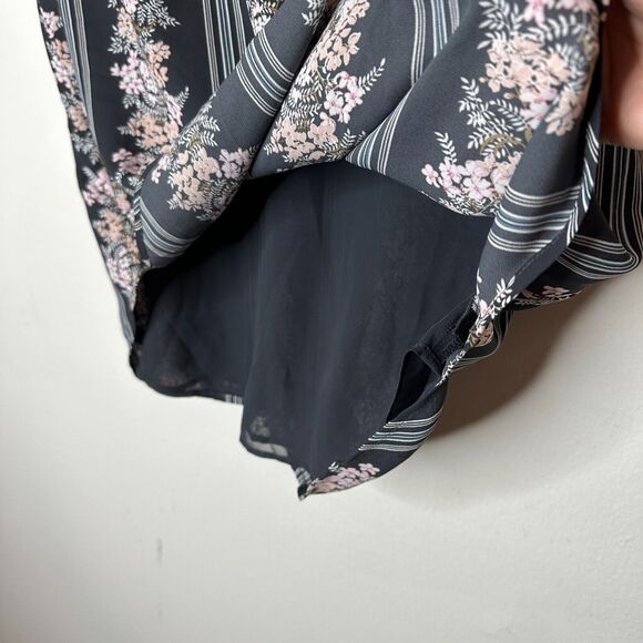 Loft Gray Pink Floral & White Stripe Print VNeck Halter Sleeveless Blouse XSP - Picture 6 of 10